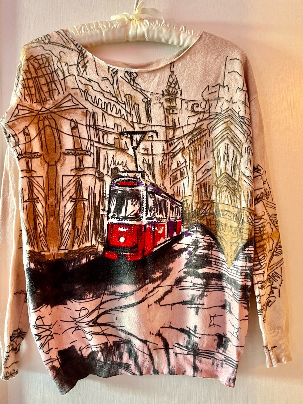 Pink Beige Scenic Illustrated Sweater Red Tram & Euro Street Cityscape Bridge